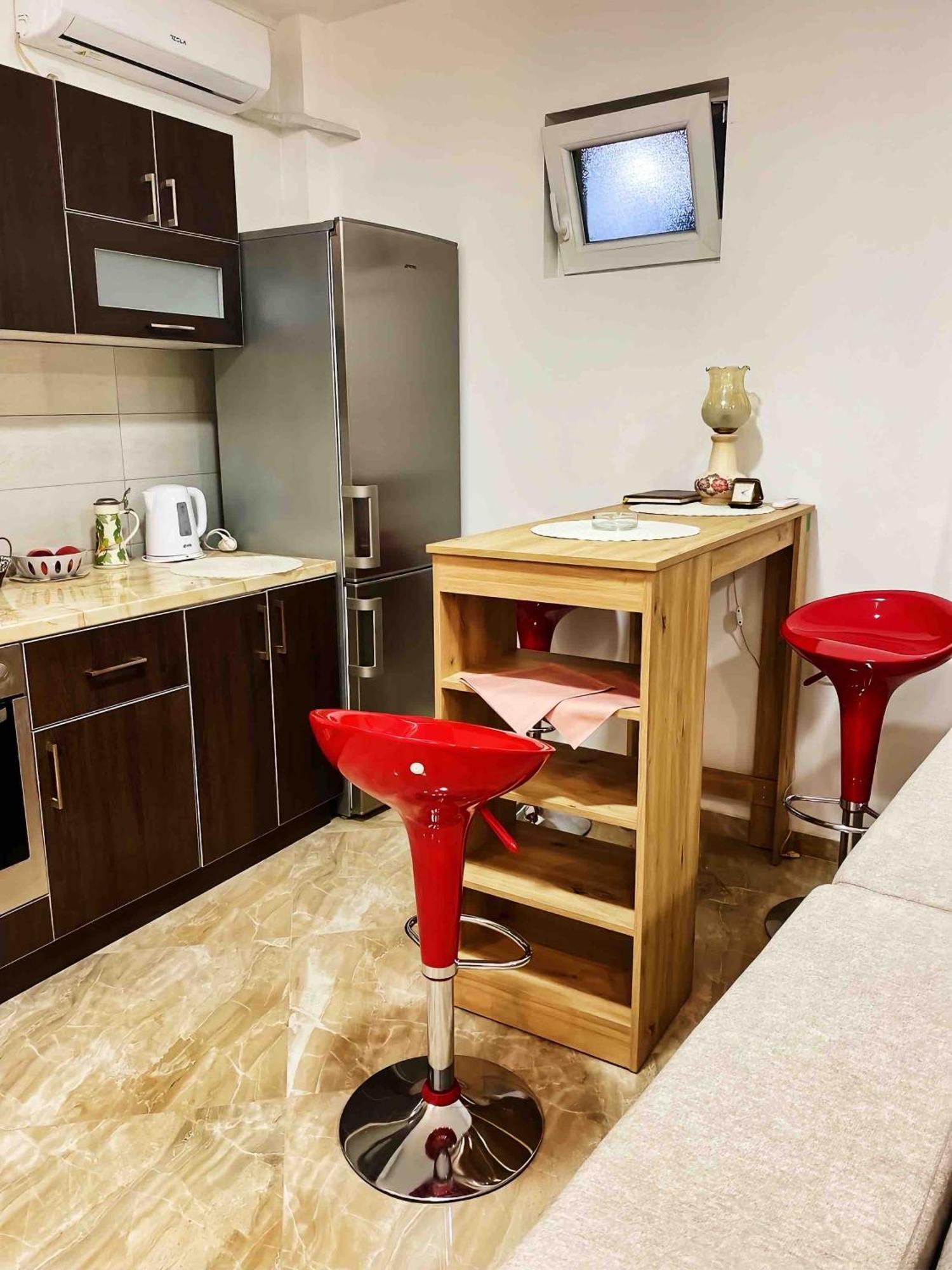 Apartman Nika Pozarevac Bagian luar foto